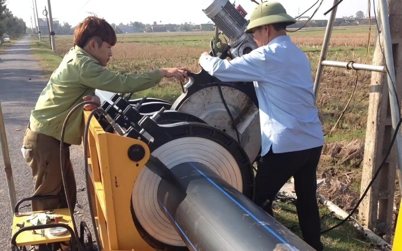 Cấu tạo chi tiết của máy hàn ống nhiệt