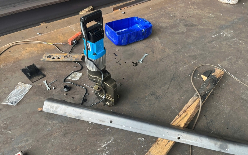 Máy đột thủy lực bị nóng quá mức khi hoạt động